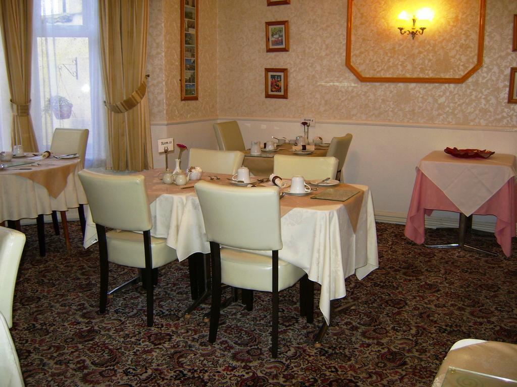 The Wharncliffe Hotel Scarborough Eksteriør billede